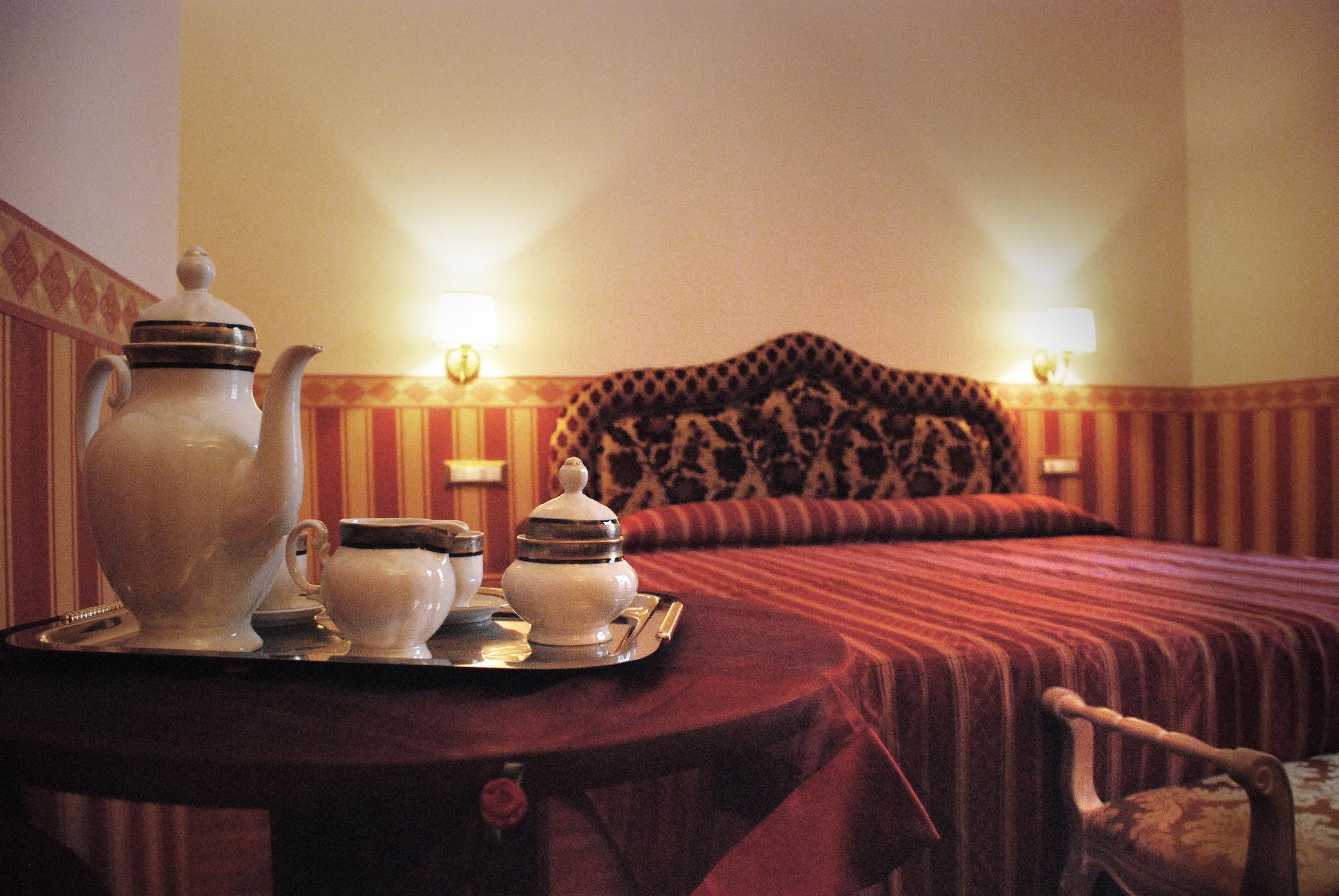 Barberini Suites Rome Bagian luar foto