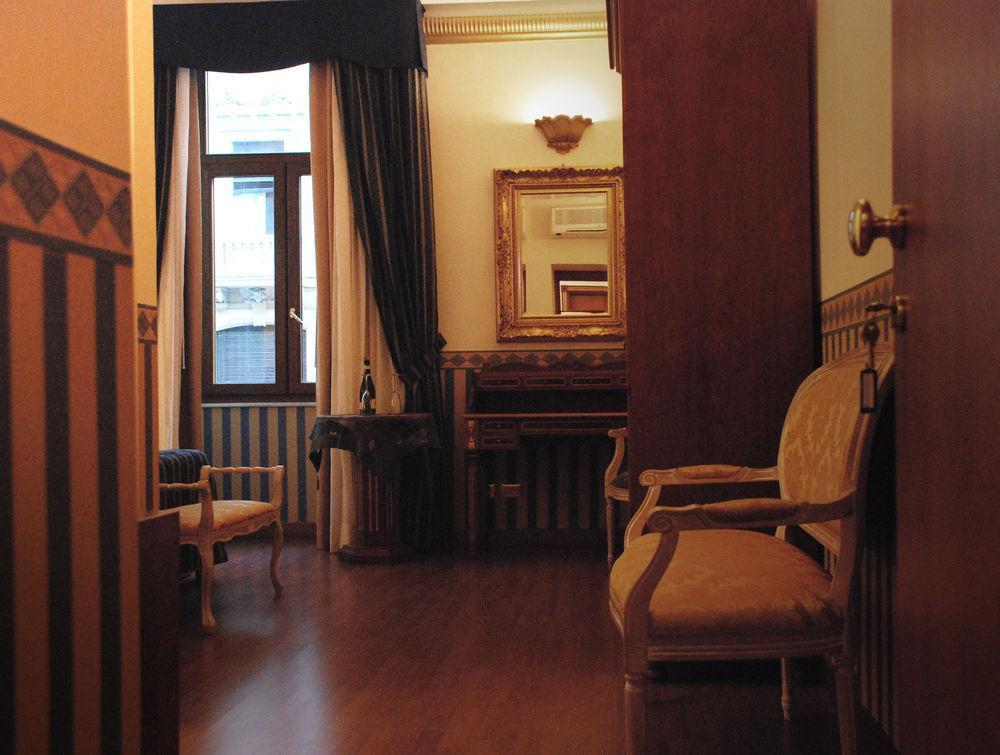 Barberini Suites Rome Bagian luar foto