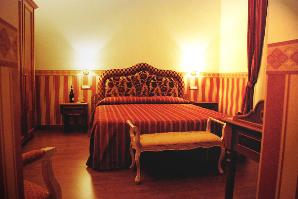 Barberini Suites Rome Ruang foto