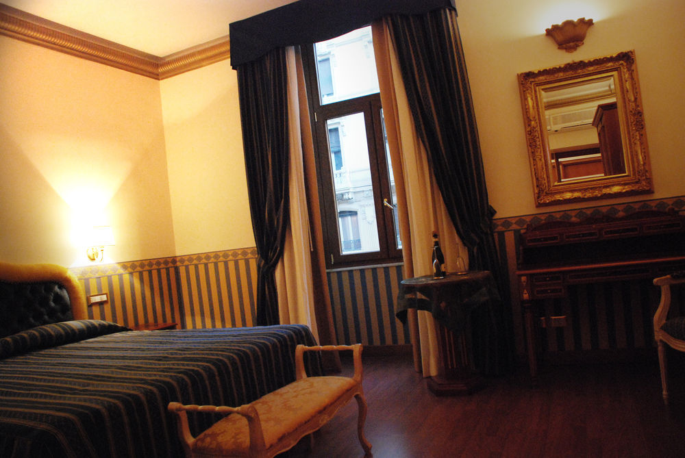 Barberini Suites Rome Bagian luar foto