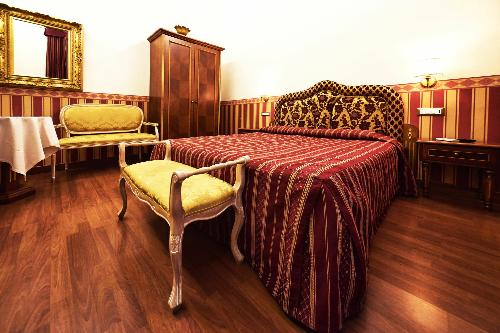 Barberini Suites Rome Bagian luar foto